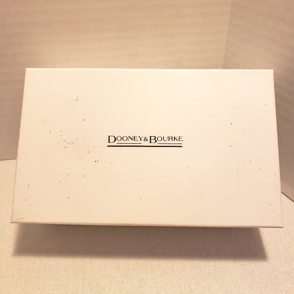 DOONEY & BOURKE BOX ONLY with LID for FLAP WRISTLET - 7" x 4" x 2" - EMPTY BOX